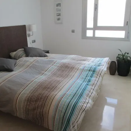 Los Arqueros Beach Apartment Marbella